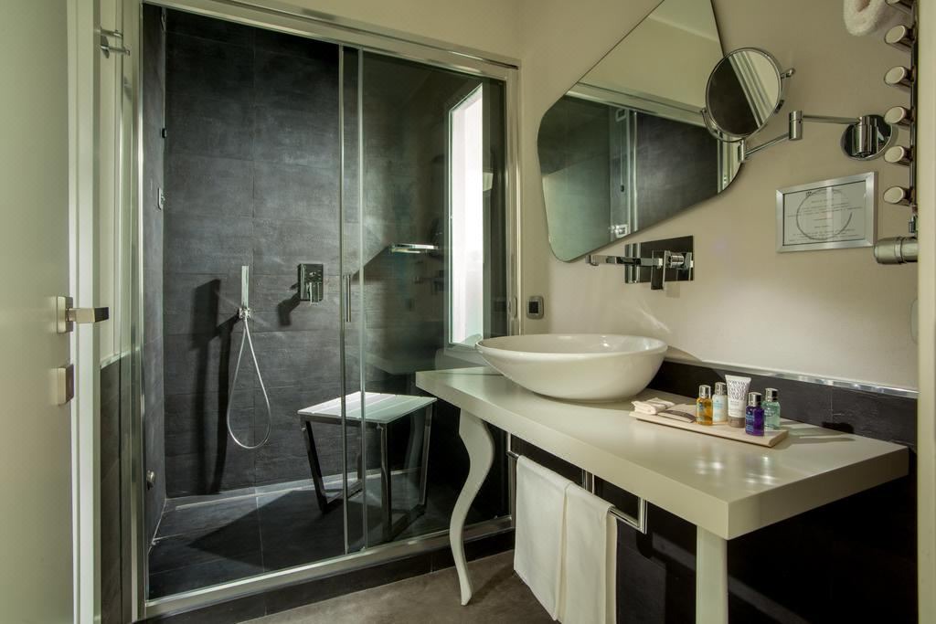 Photo of Bathroom in Milan Centre
