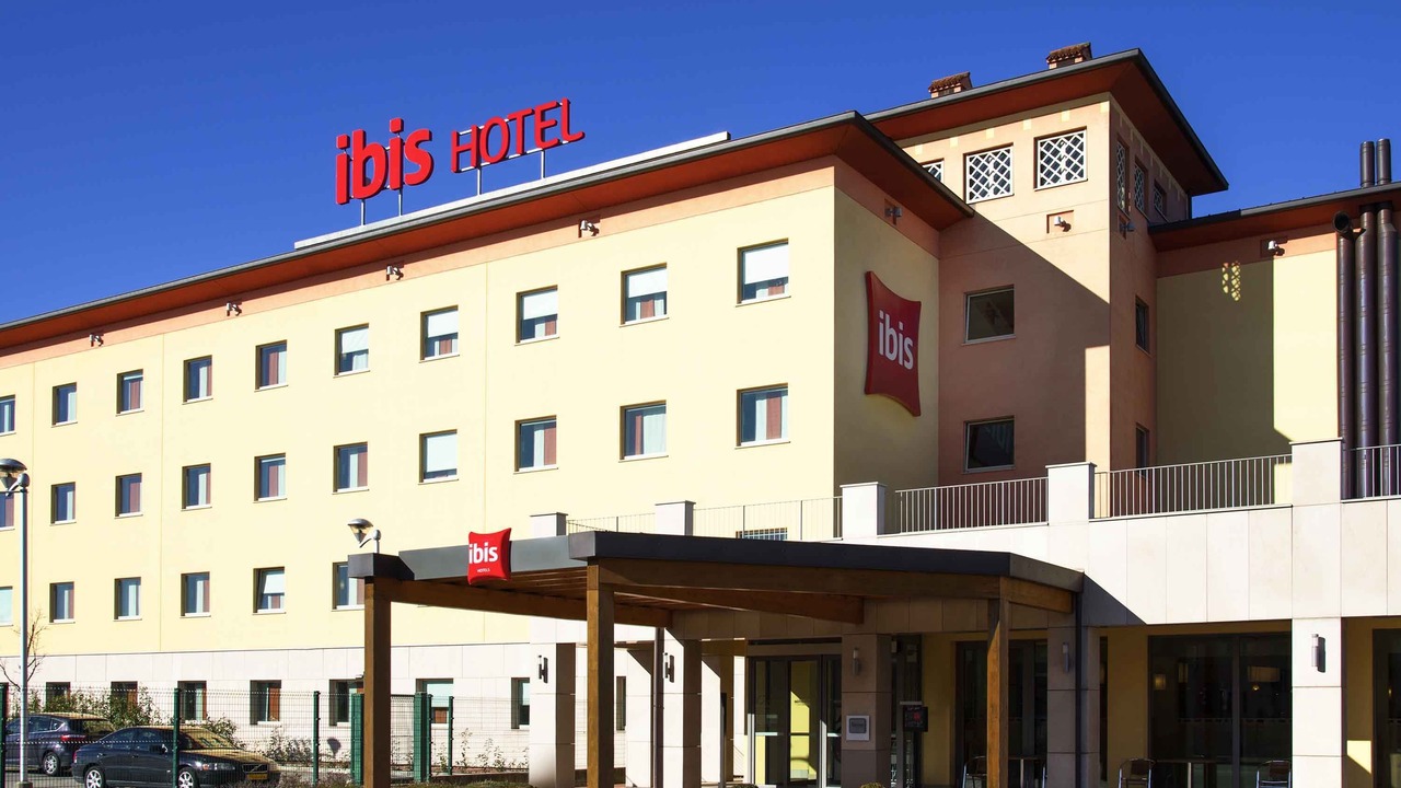 Photo of Buildings in Grandate