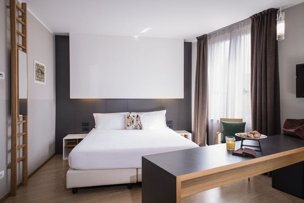Photo of Bedroom in Casorate Sempione