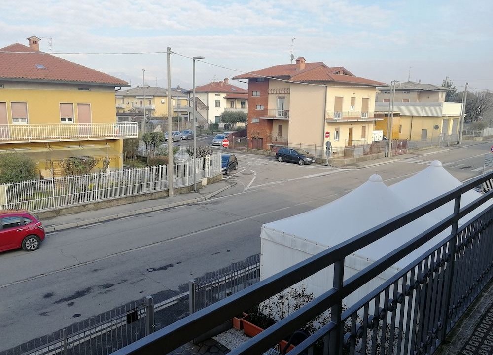 Photo of Buildings in Grassobbio