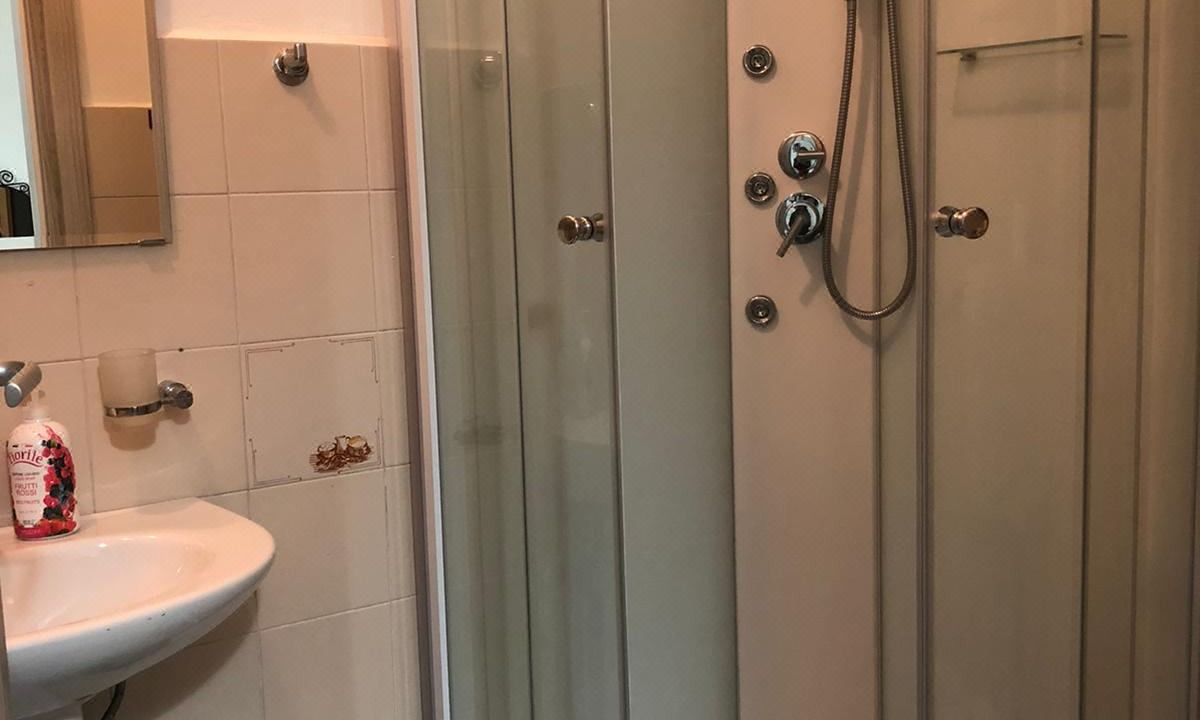 Photo of Bathroom in Rho