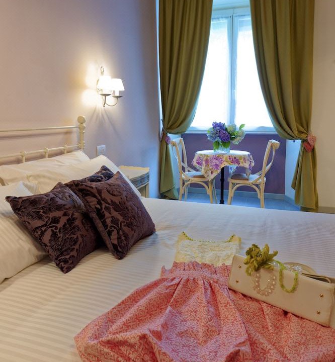 Photo of Bedroom in Bullona