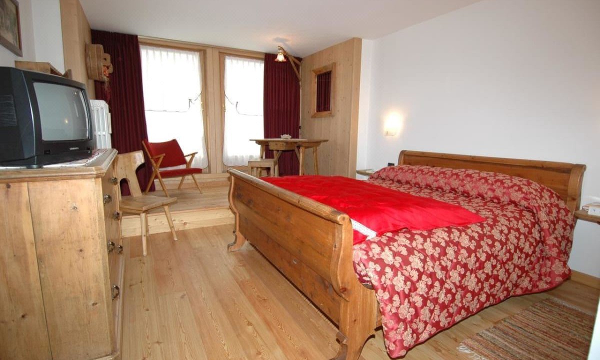 Photo of Bedroom in Santa Caterina Valfurva