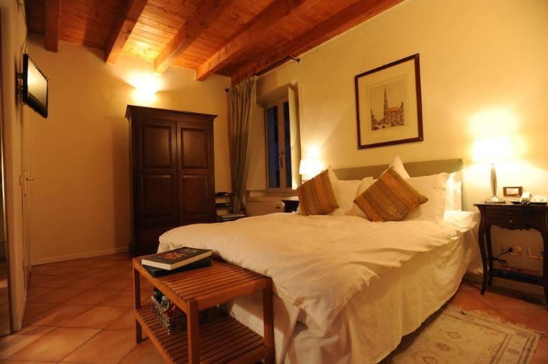 Photo of Bedroom in Brescia Antica