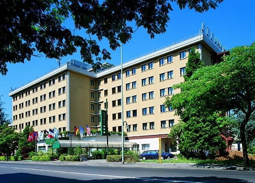 Photo of Buildings in Mompiano