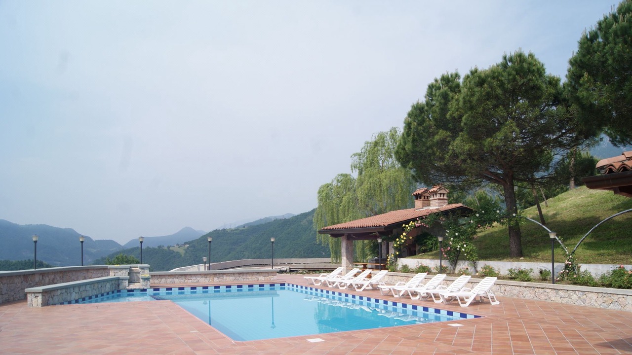 Photo of Outdoor in Bracca