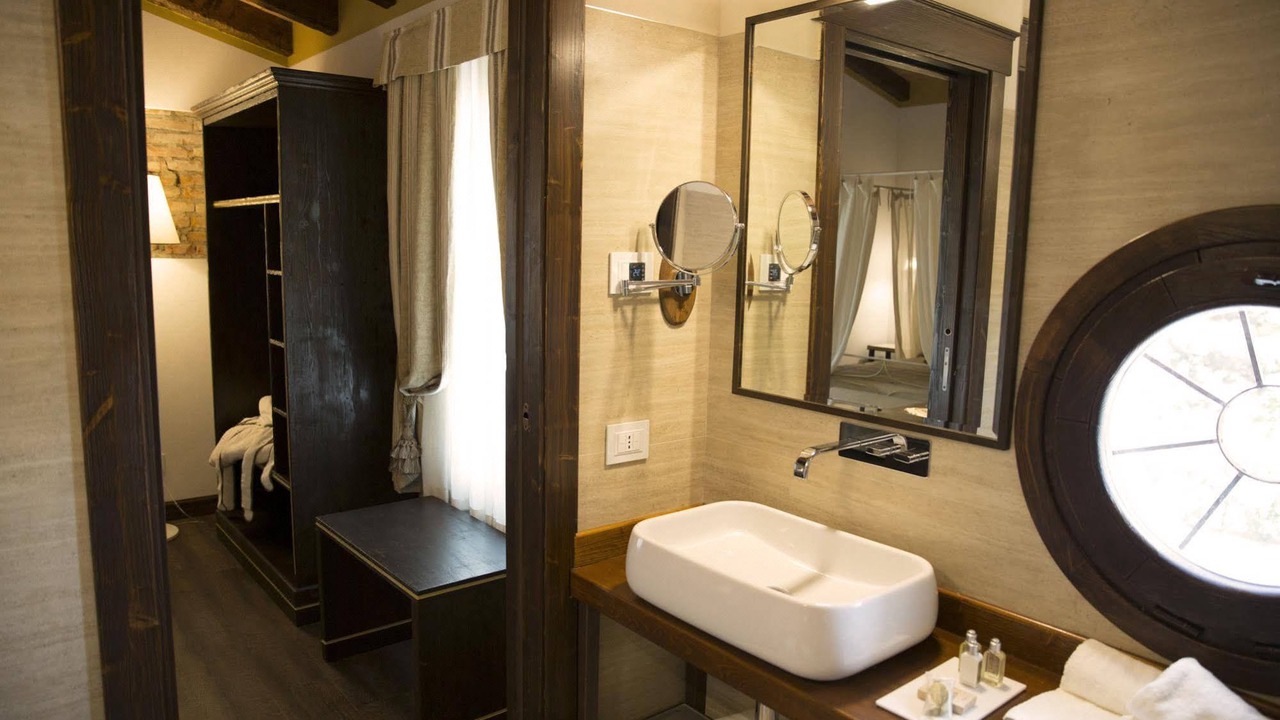 Photo of Bathroom in Ostiglia