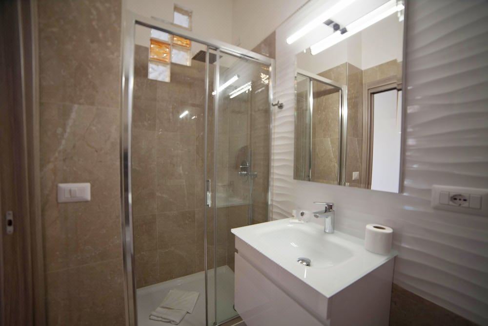 Photo of Bathroom in Magenta