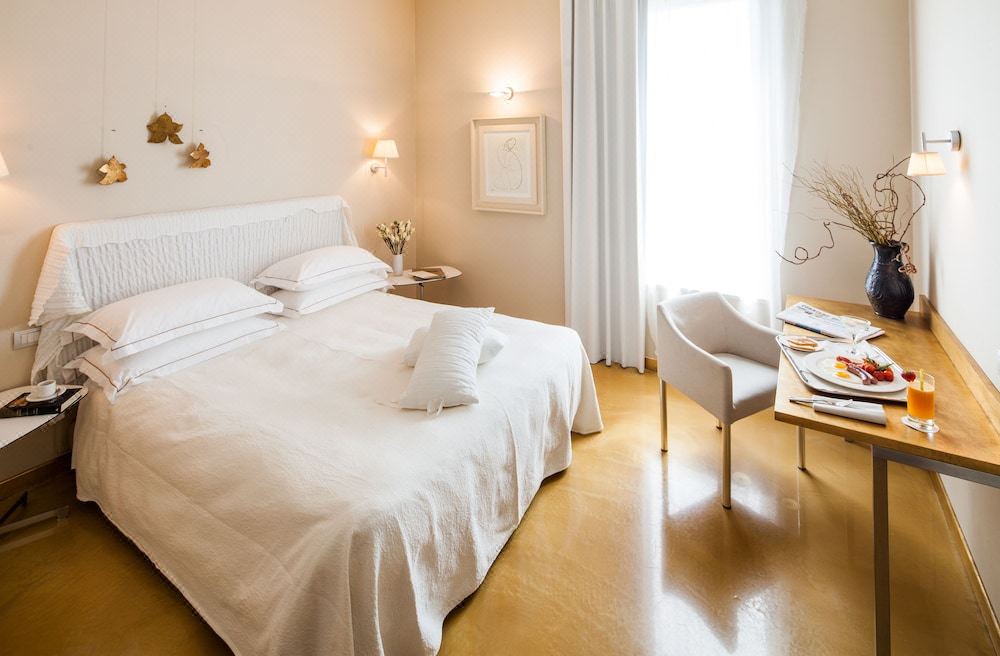 Photo of Bedroom in Cinisello Balsamo