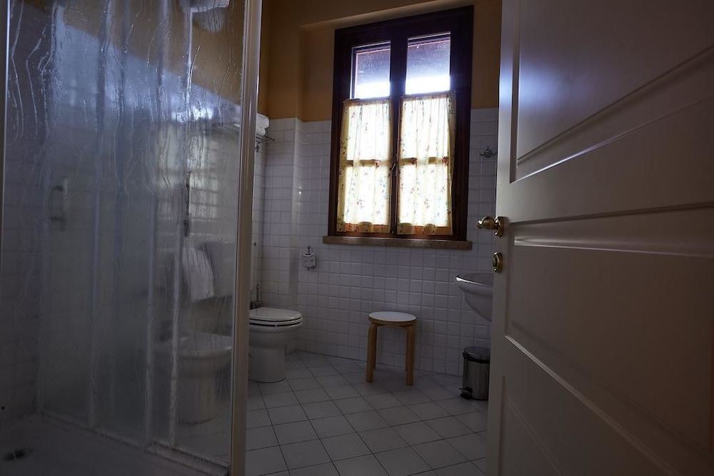 Photo of Bathroom in Pomponesco