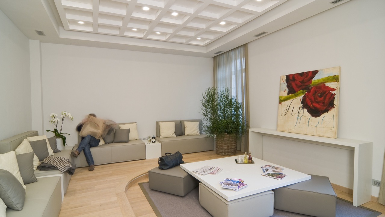 Photo of Livingroom in Downtown