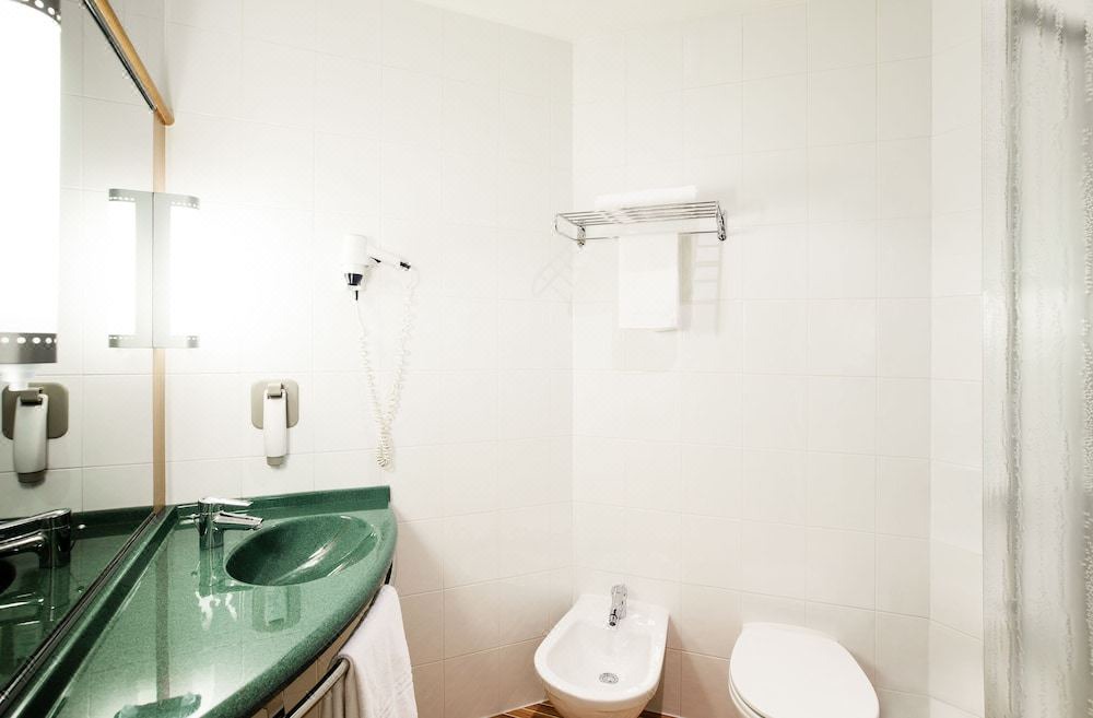 Photo of Bathroom in Grandate