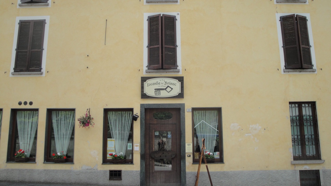 Photo of Buildings in Brinzio
