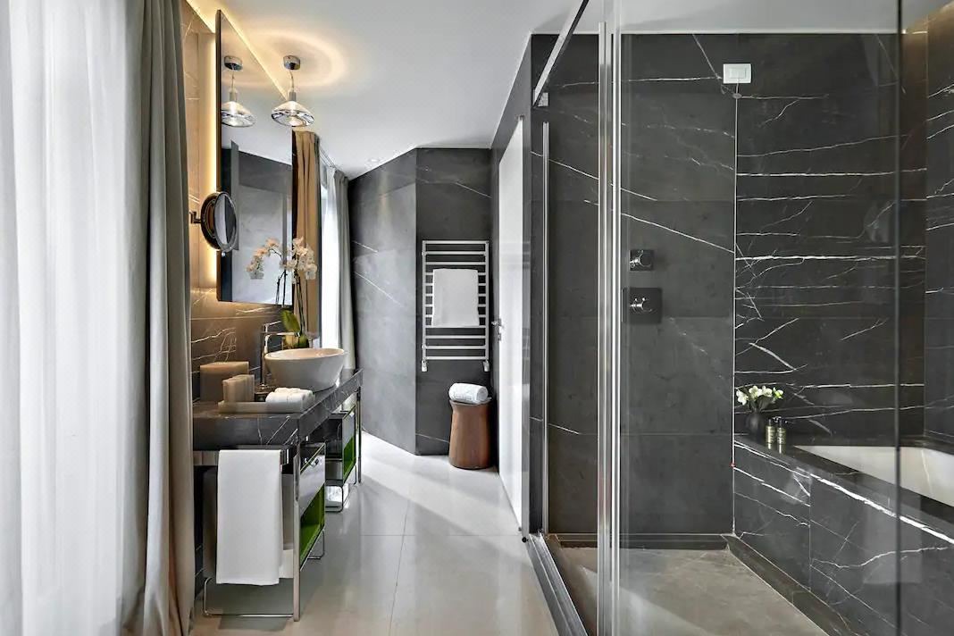Photo of Bathroom in Scala