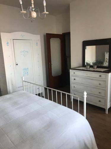 Photo of Bedroom in Castro