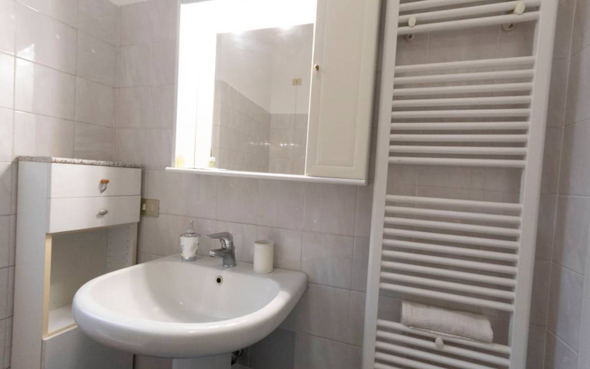 Photo of Bathroom in Lorenteggio