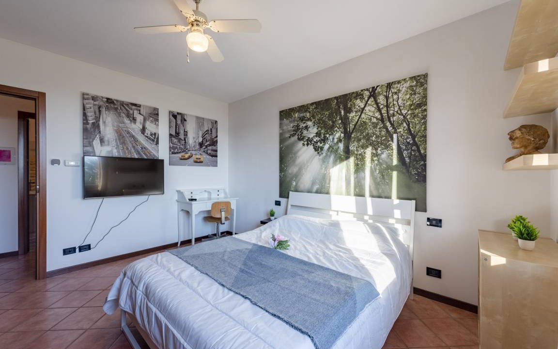 Photo of Bedroom in Besozzo