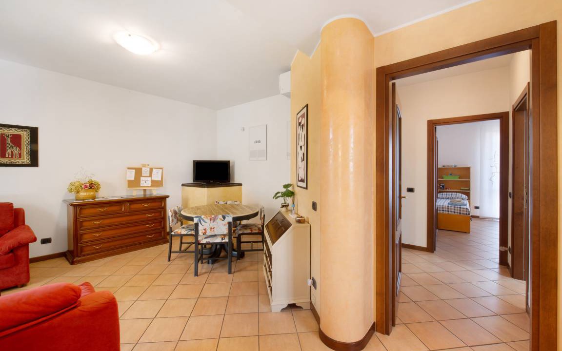 Photo of Others in Osio Sotto