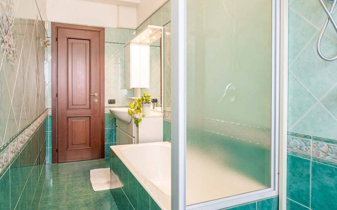 Photo of Bathroom in Affori