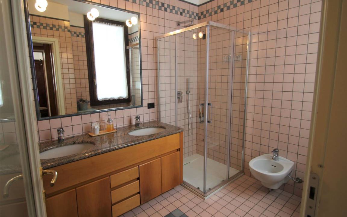 Photo of Bathroom in Castronno