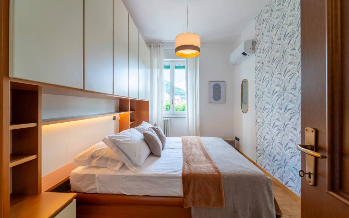 Photo of Bedroom in Como