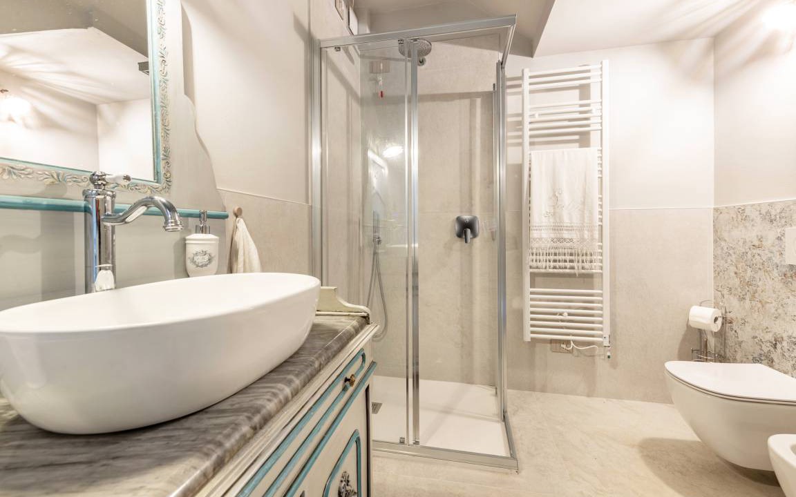 Photo of Bathroom in Soiano del Lago