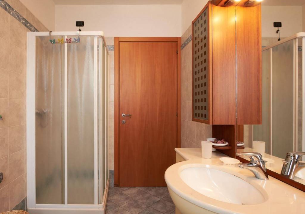 Photo of Bathroom in Colico Piano