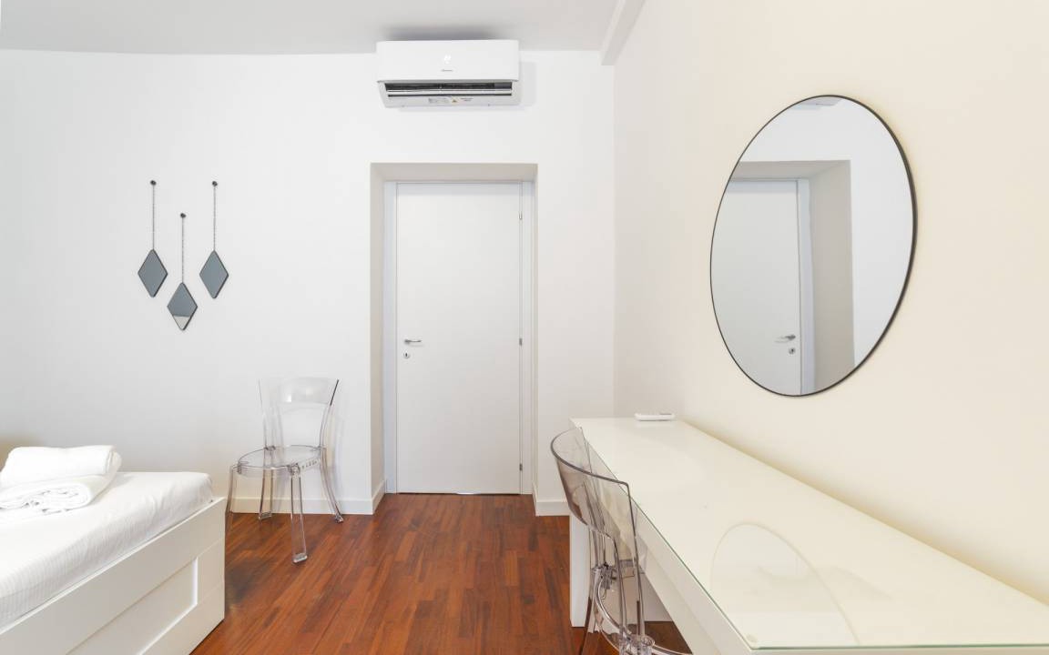 Photo of Bathroom in Chinatown