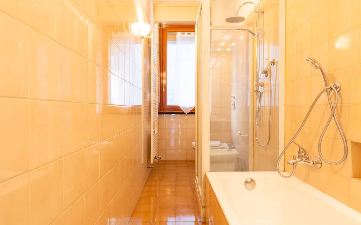 Photo of Bathroom in Calvairate