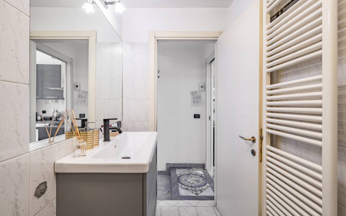 Photo of Bathroom in Zona Farini