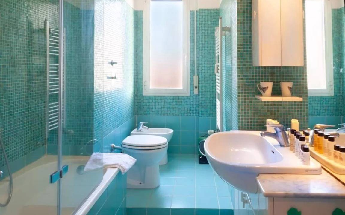 Photo of Bathroom in Giambellino