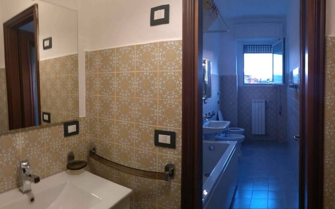 Photo of Bathroom in Lorenteggio