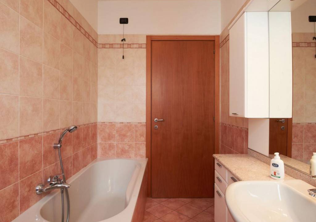 Photo of Bathroom in Colico Piano