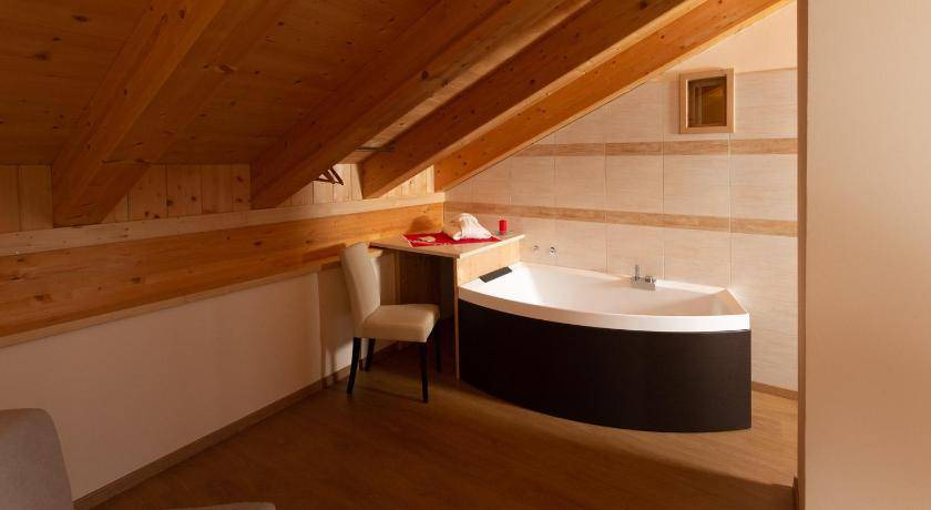 Photo of Bathroom in Santa Caterina Valfurva