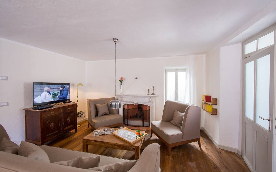Photo of Livingroom in Colonno