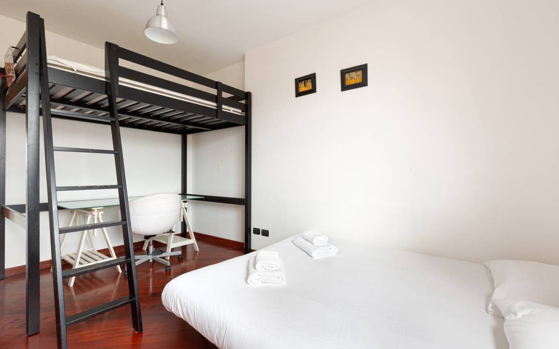 Photo of Bedroom in Lambrate