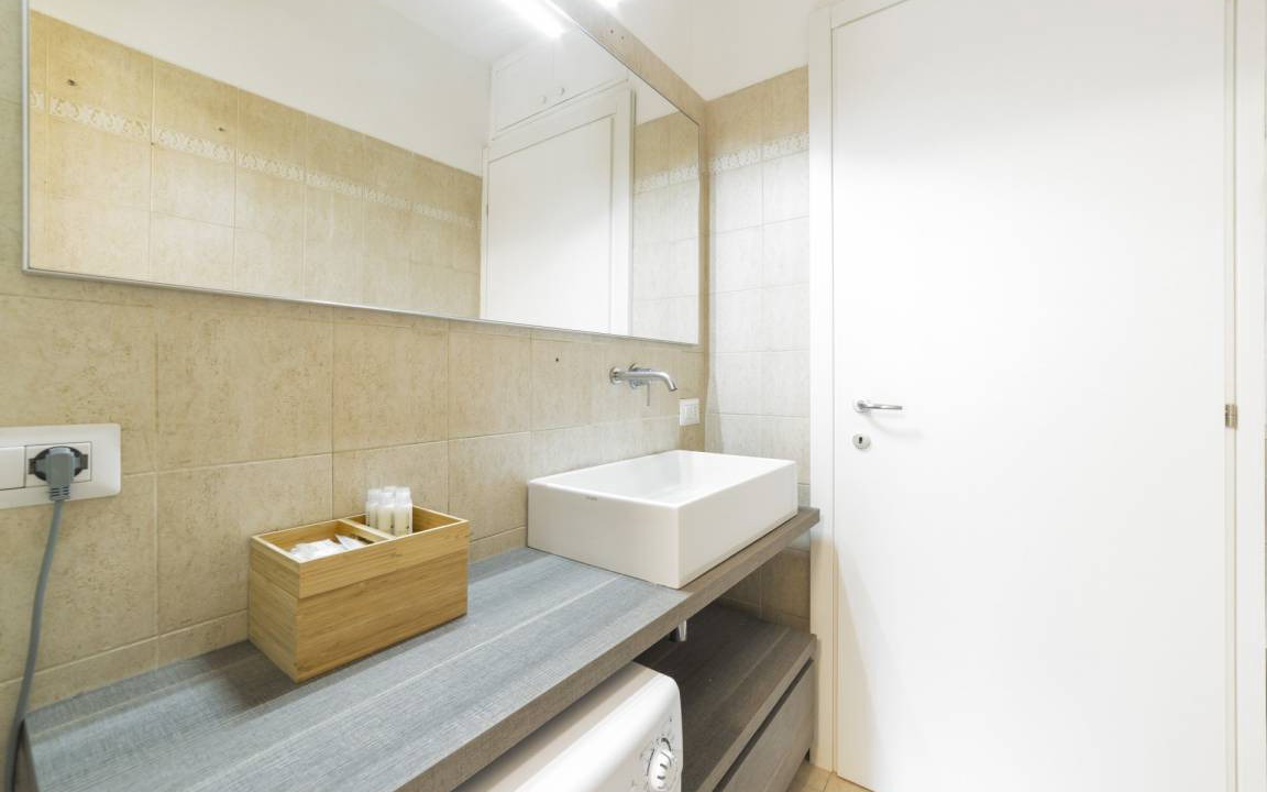 Photo of Bathroom in Chinatown