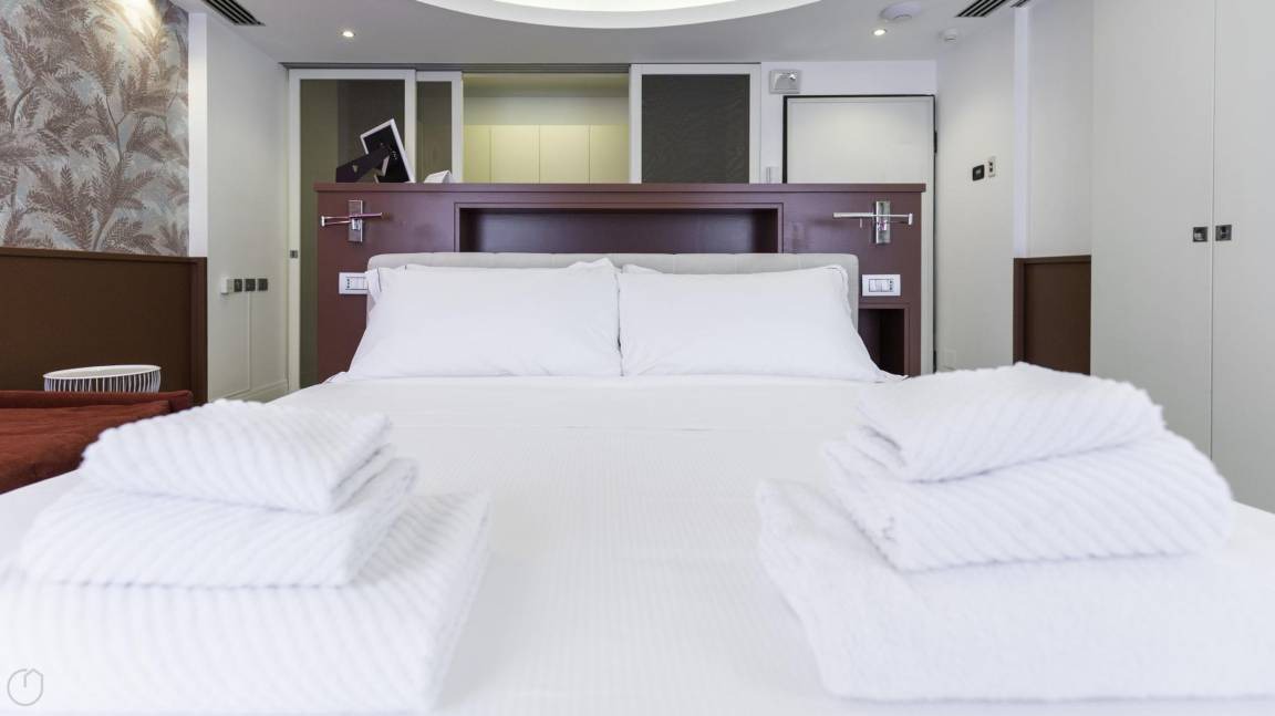 Photo of Bedroom in San Babila