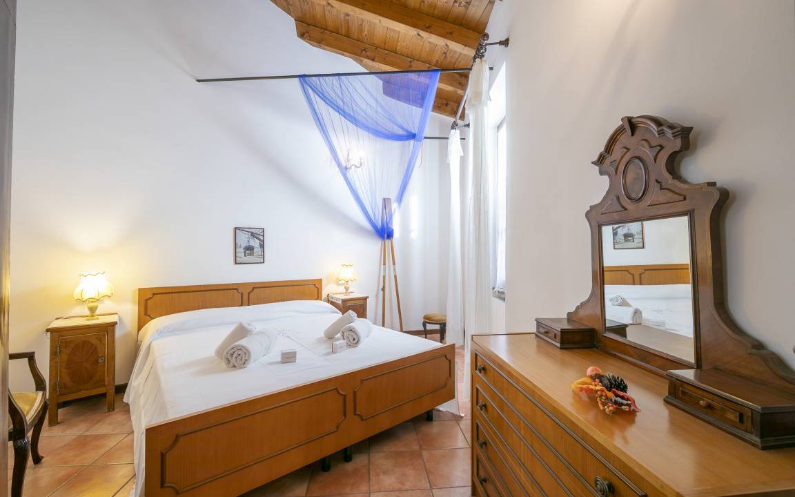 Photo of Bedroom in Toscolano Maderno