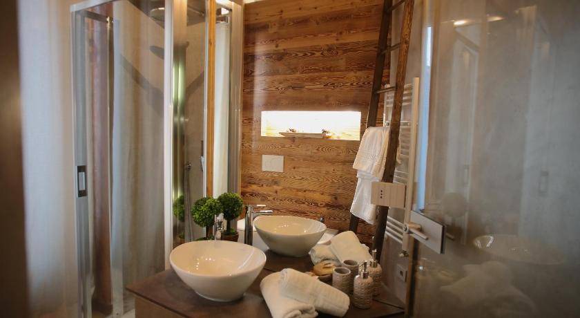 Photo of Bathroom in Somma Lombardo