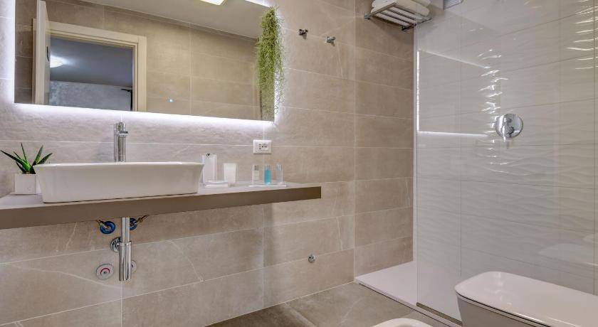 Photo of Bathroom in Sirmione
