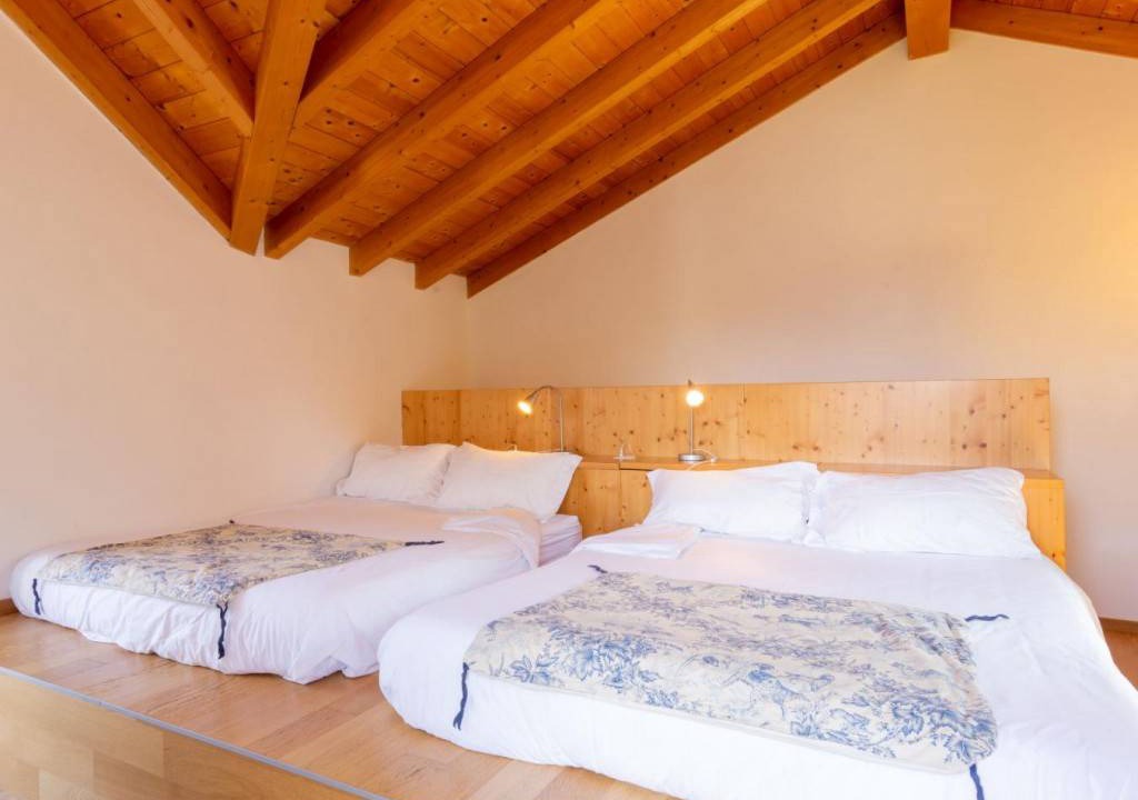 Photo of Bedroom in Colico Piano