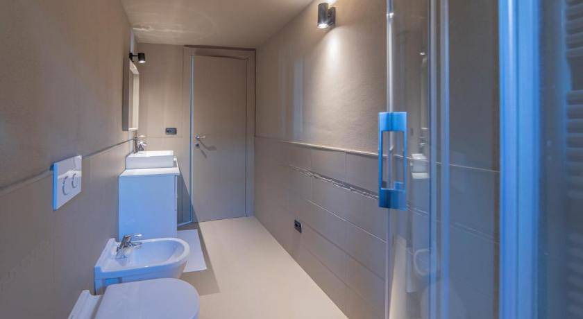 Photo of Bathroom in Varesine