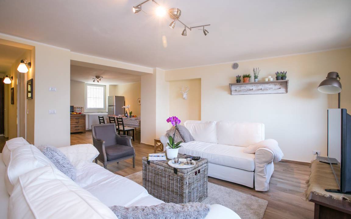 Photo of Livingroom in Naggio