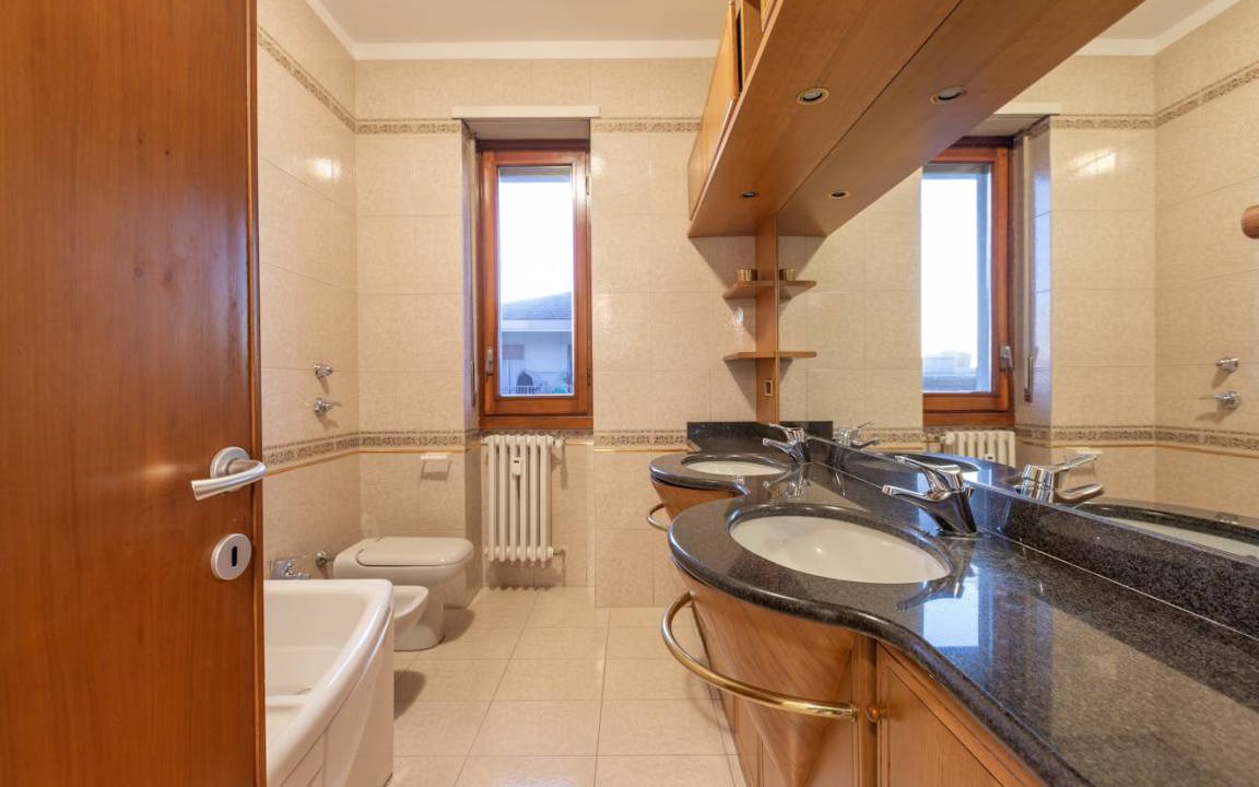 Photo of Bathroom in NoLo