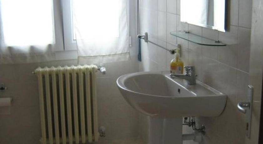 Photo of Bathroom in Borno