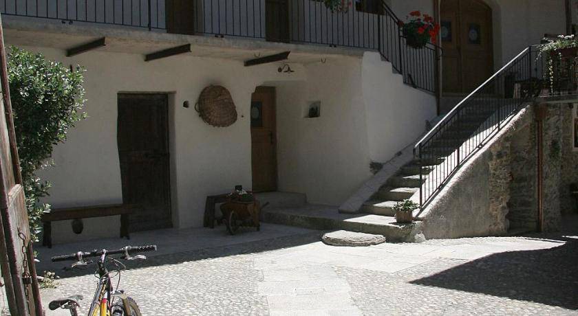 Photo of Others in Tirano