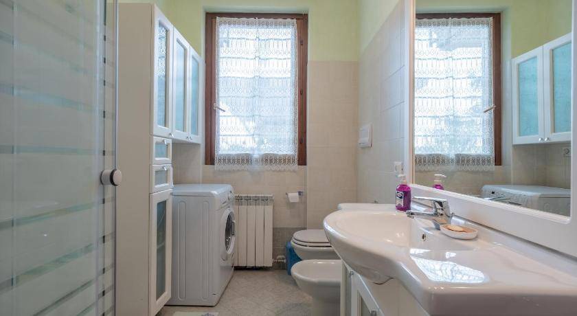Photo of Bathroom in Solto Collina