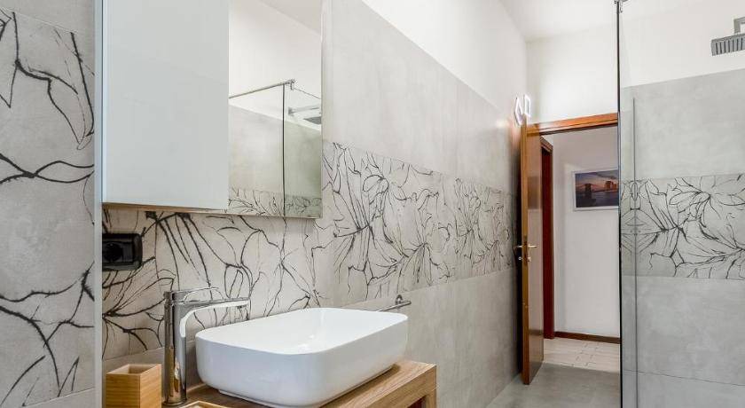 Photo of Bathroom in Rondinella - Baraggia - Restellone