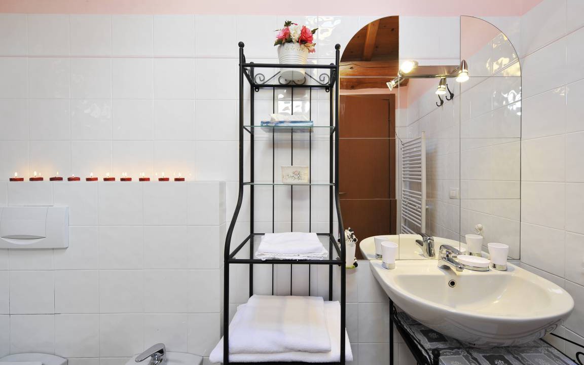 Photo of Bathroom in Carlazzo